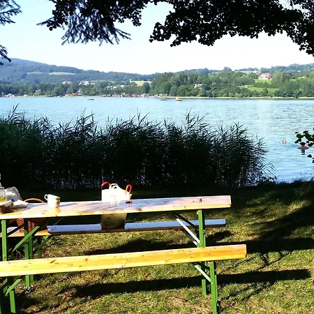 בית חווה Zenzlgut Tiefgraben