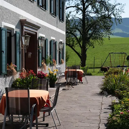 Zenzlgut Farm stay *
