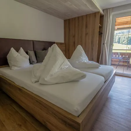 ペンション ゼンズグート *