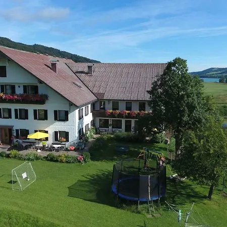 Zenzlgut Farm stay *